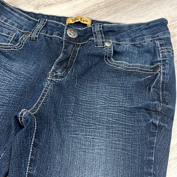 Vintage Y2K Low Rise Embroidered 5 Pocket Stitch Bootcut Stretch Denim Jeans / 4 - Picture 4 of 9